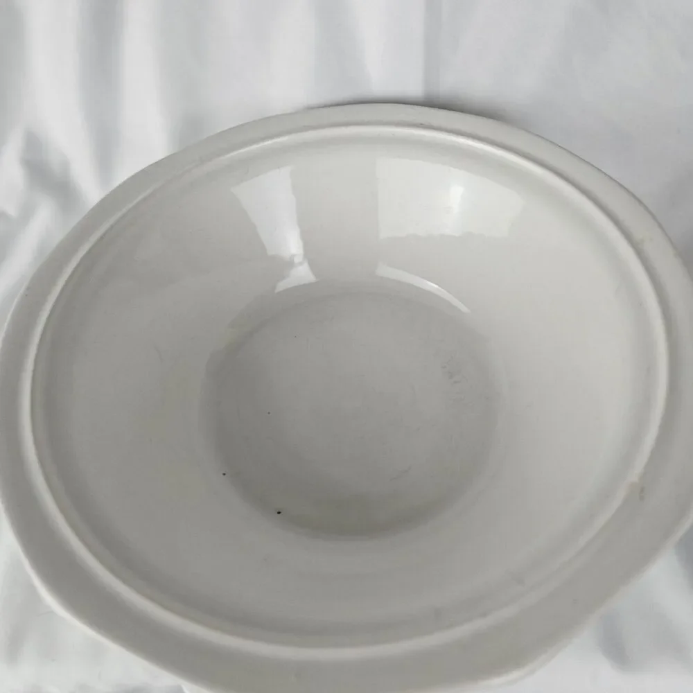 Pfaltzgraff USA Heritage White 9 ''Round Rimmed Vegetable Serving Bowl